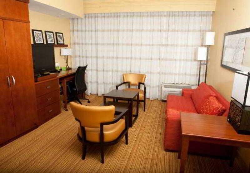 Courtyard By Marriott Norman Hotel Quarto foto